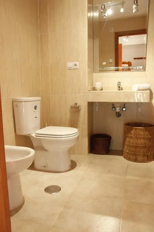 Apartamentos Habitat Zona Media Monachil Apartment